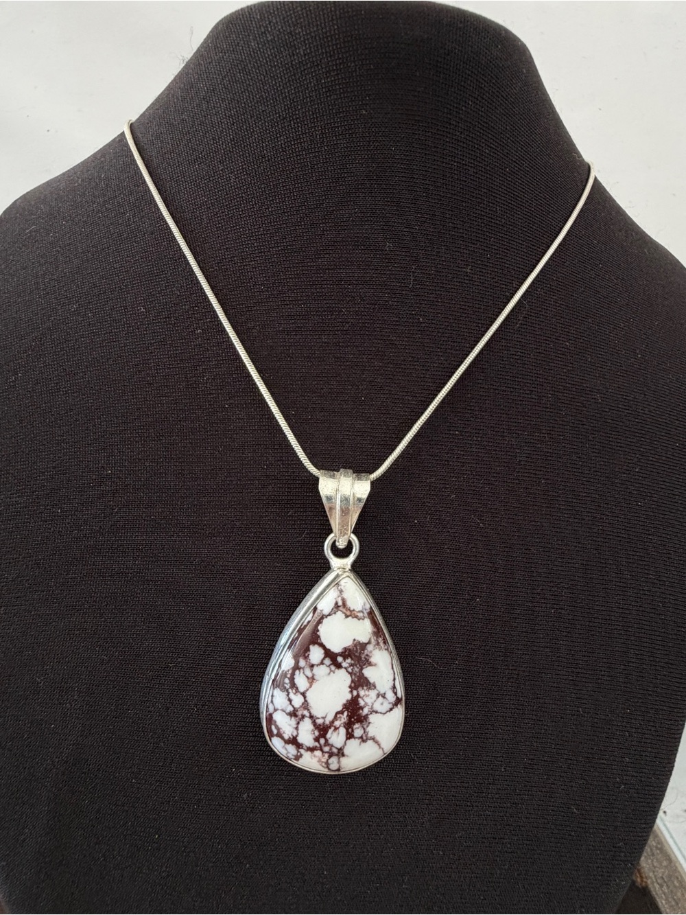 925 Sterling Silver Wild Horse Turquoise Necklace Native American Jewelry